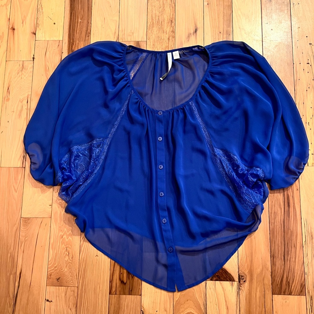 LC Lauren Conrad Flowy Top